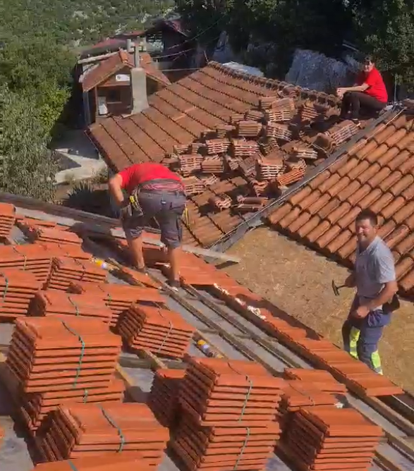 obnova manastira Kom